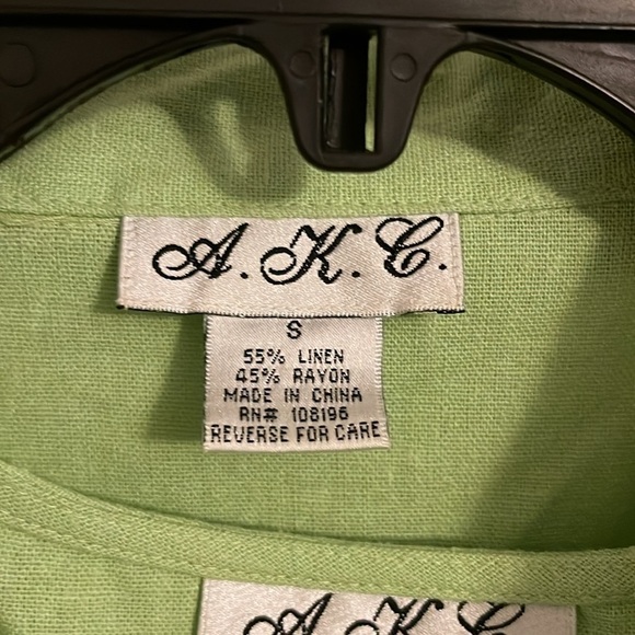 VINTAGE  LINEN A.K.C. Pistachio Green Ladybug Embroidered tank & jacket size S - Picture 3 of 16